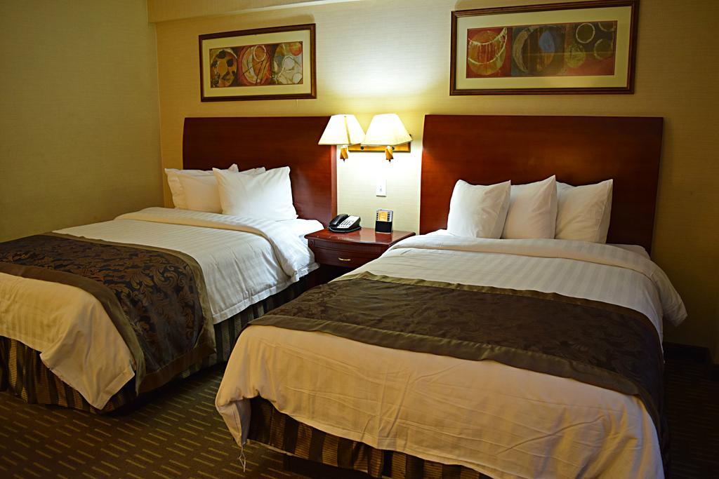 Wingate By Wyndham Manhattan Midtown Ню Йорк Екстериор снимка