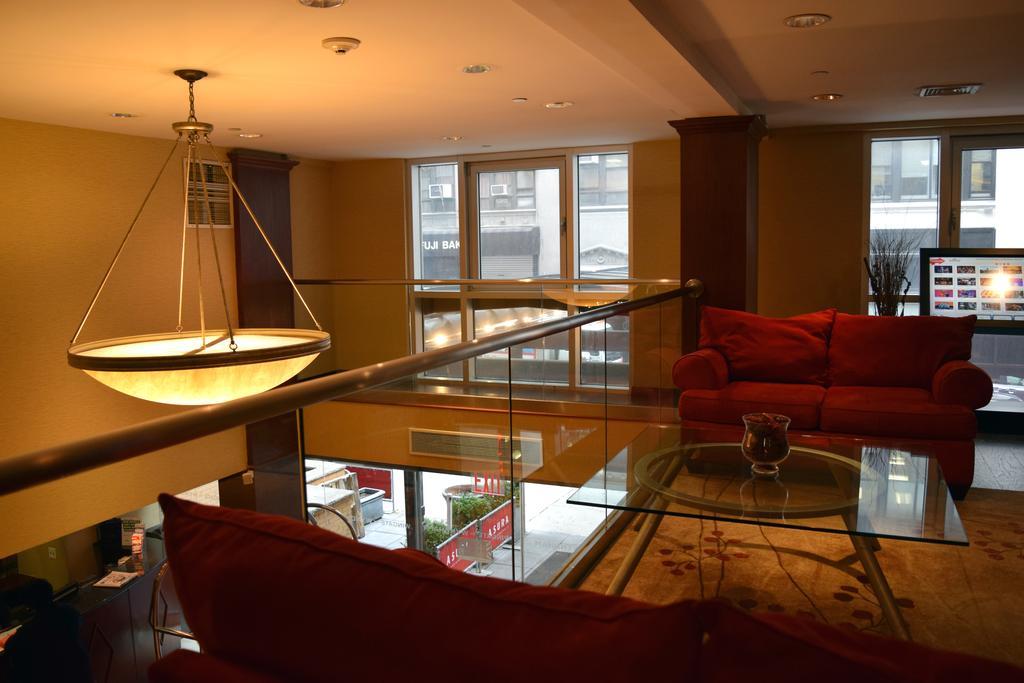 Wingate By Wyndham Manhattan Midtown Ню Йорк Екстериор снимка