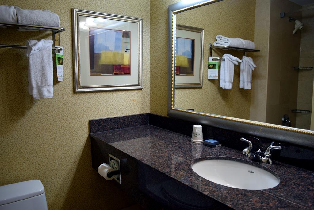 Wingate By Wyndham Manhattan Midtown Ню Йорк Екстериор снимка