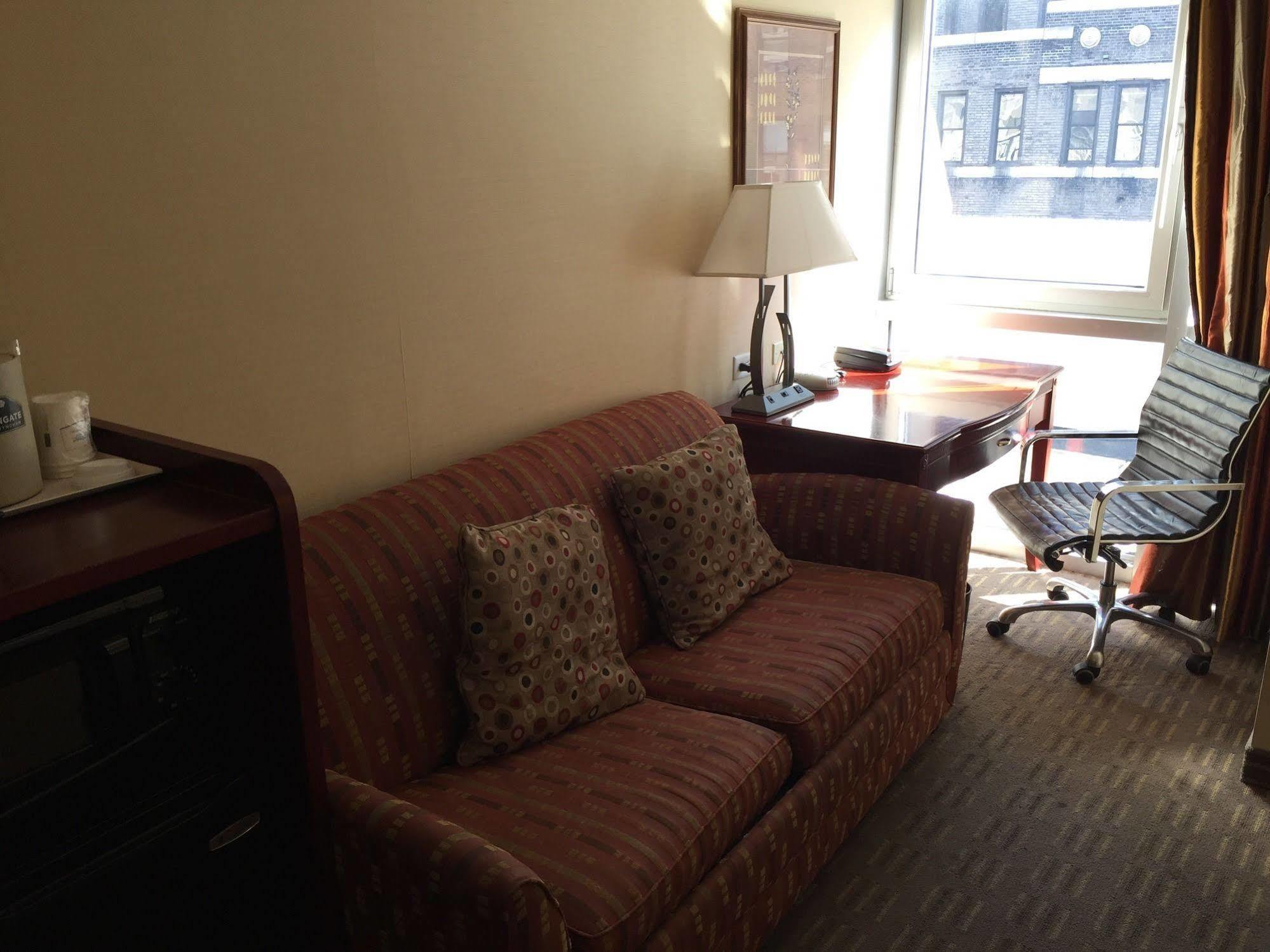 Wingate By Wyndham Manhattan Midtown Ню Йорк Екстериор снимка