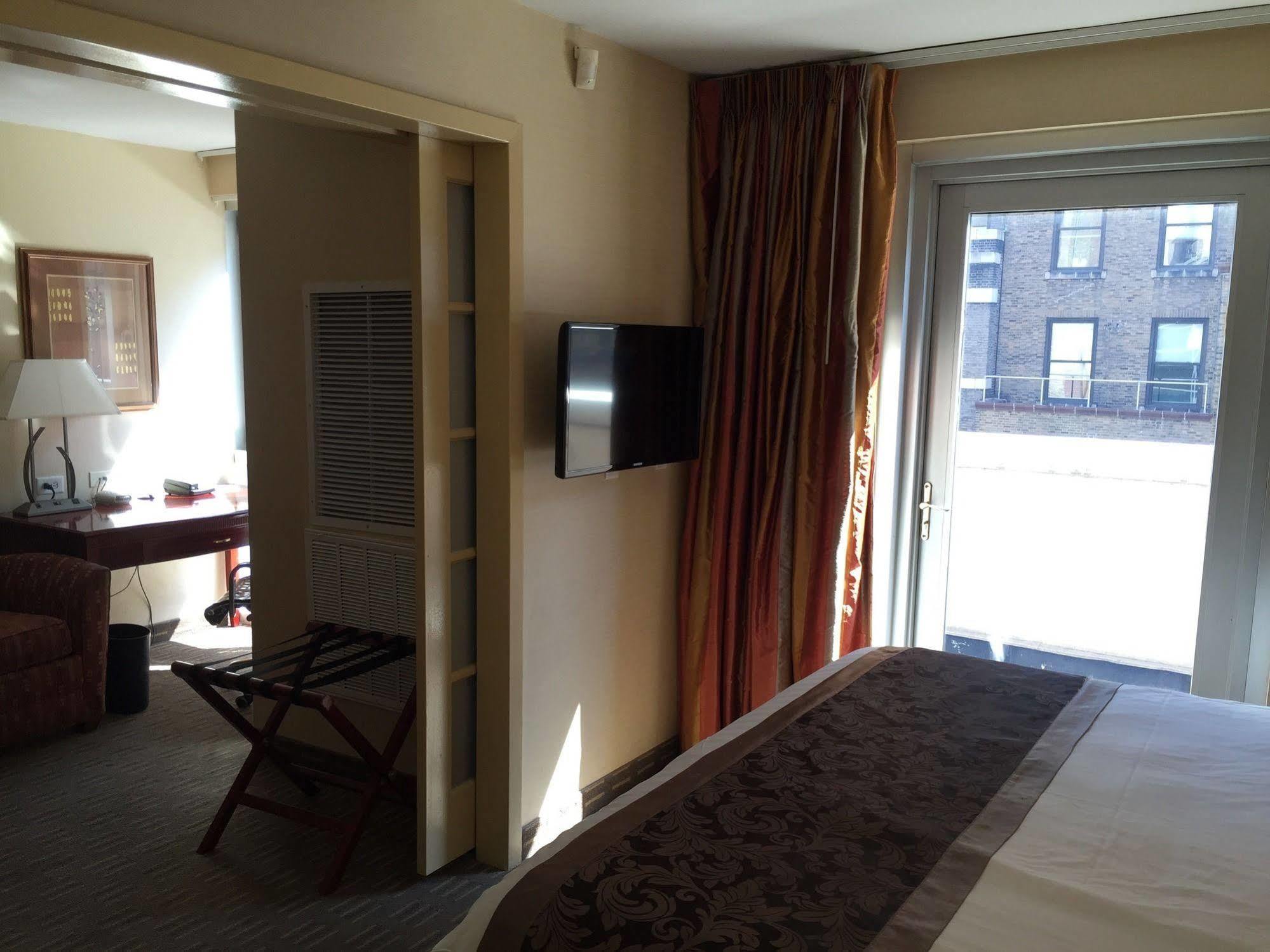 Wingate By Wyndham Manhattan Midtown Ню Йорк Екстериор снимка